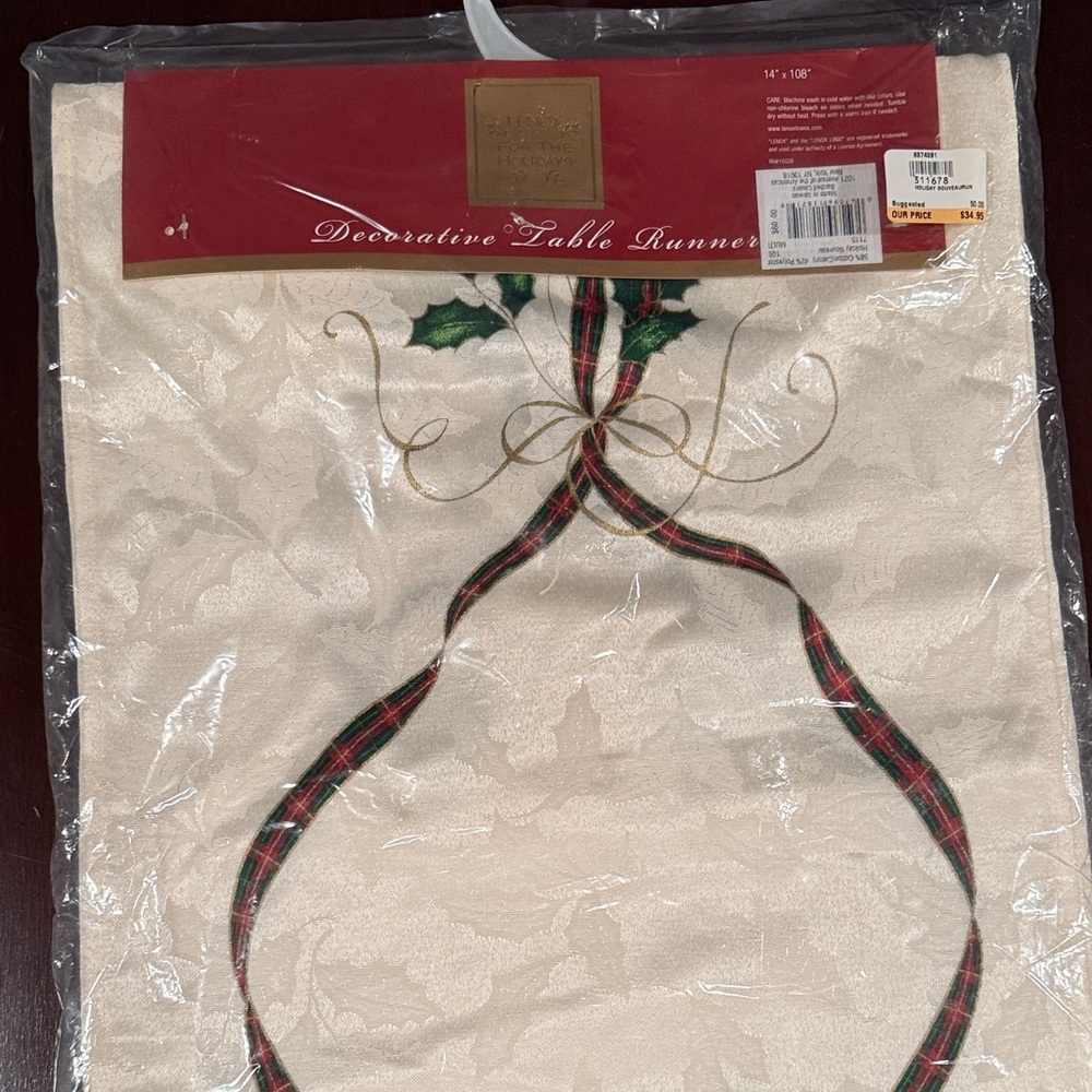 Lenox Cream and Gold Holiday Table Runner